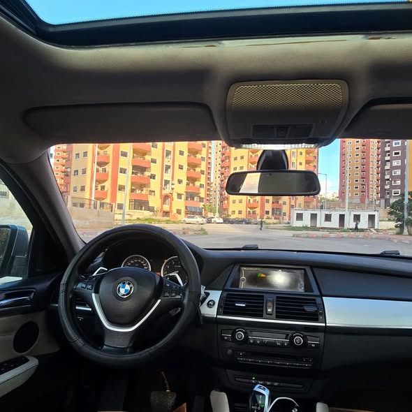 بي ام دبليو X6 2012 - صورة 2