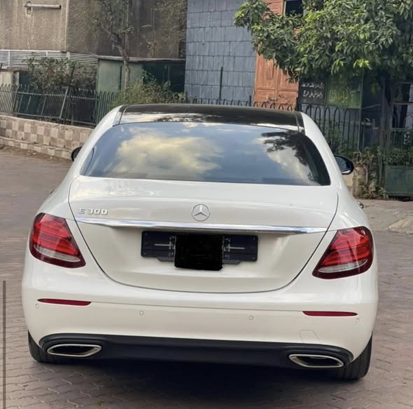 مرسيدس E300 2017 - صورة 2