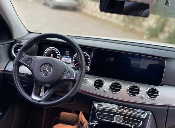 مرسيدس E300 2017 - صورة 4