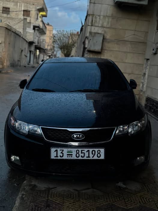 كيا فورتي 2011