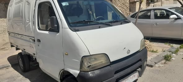 شانا بوز 2004