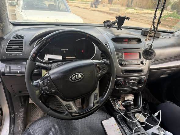 كيا سورينتو 2014 - صورة 3