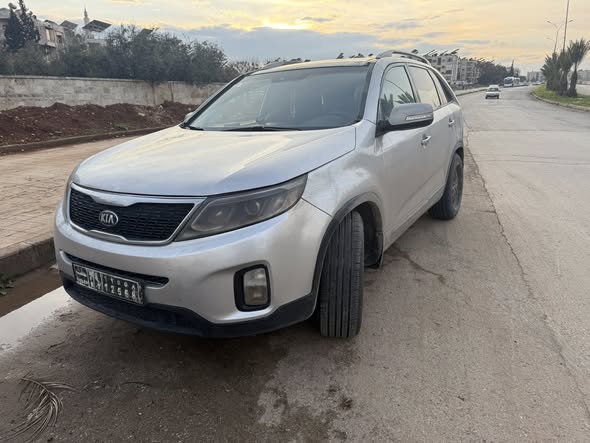 كيا سورينتو 2014 - صورة 4