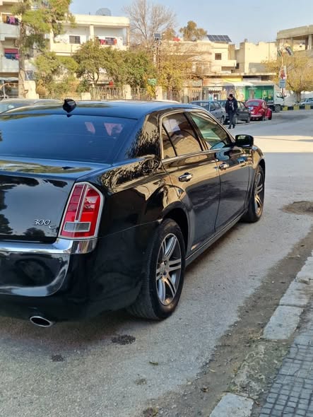 كرايسلر 300C 2012 - صورة 2