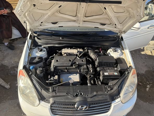 هونداي إكسنت 2011 - صورة 1