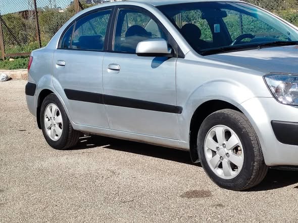 كيا ريو 2008 - صورة 2