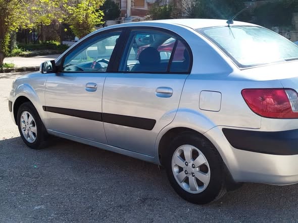 كيا ريو 2008 - صورة 4