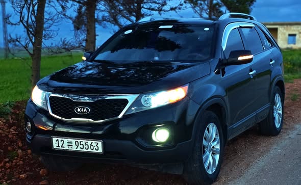 كيا سيرنتوا 2010 - صورة 3