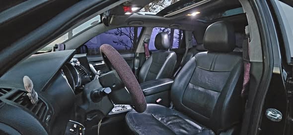 كيا سيرنتوا 2010 - صورة 5