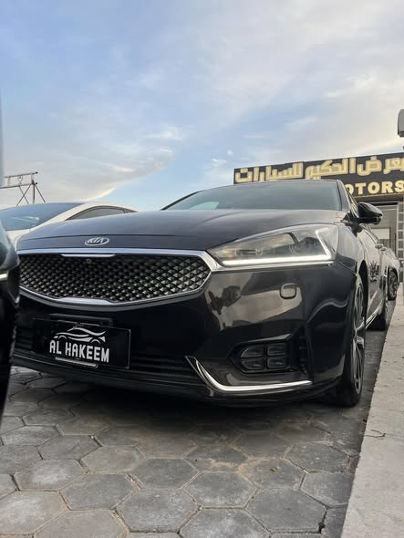 كيا كادينزا 2018 - صورة 1