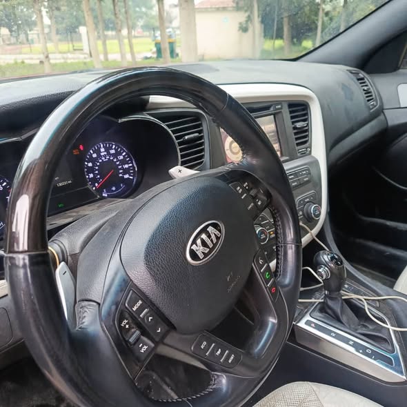 كيا اوبتيما 2013 - صورة 4