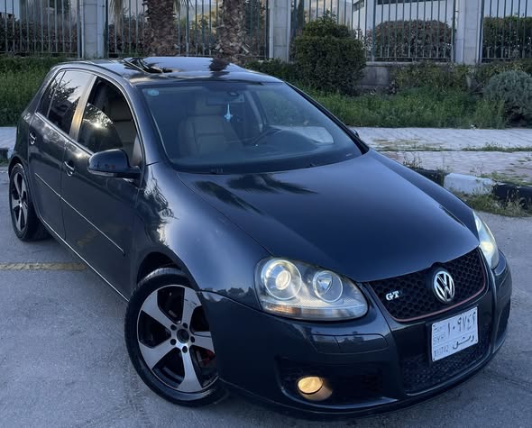 فولكس فاغن كولف 2005