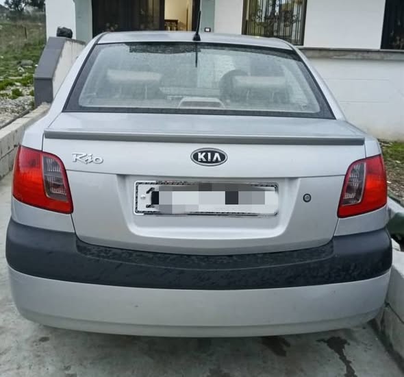 كيا ريو 2009 - صورة 2