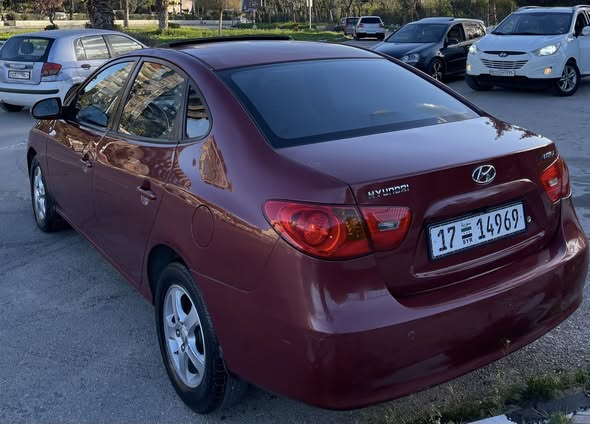 هونداي افانتي 2009