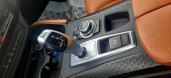 بي إم دبليو X6 2013 - صورة 3
