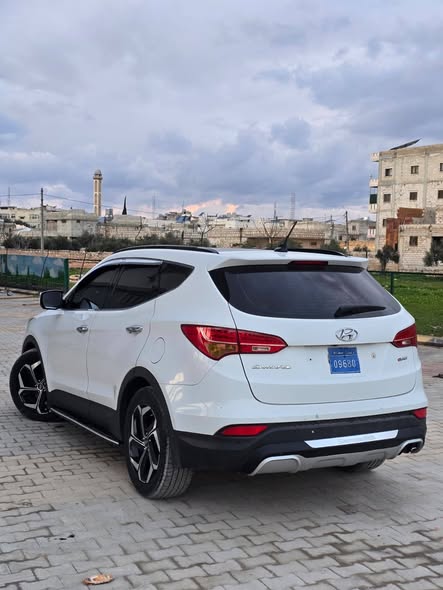 هيونداي سانتا في 2013