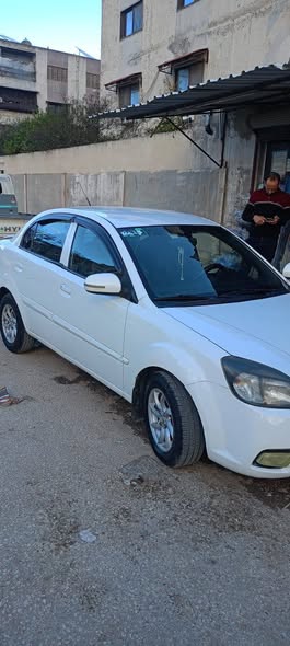 كيا ريو 2010 - صورة 2