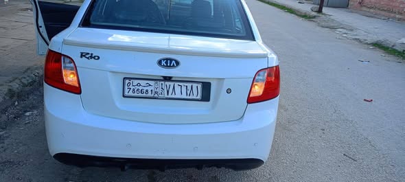 كيا ريو 2010 - صورة 3