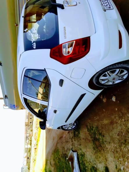 هيونداي i10 2011