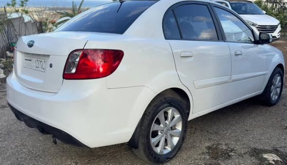 كيا ريو 2010 - صورة 5