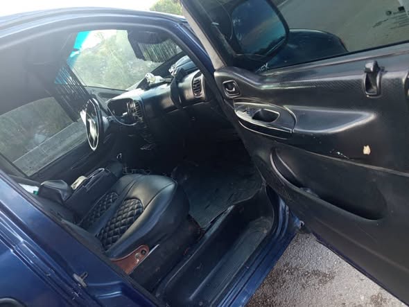 هيونداي ستاريكس 2002 - صورة 4