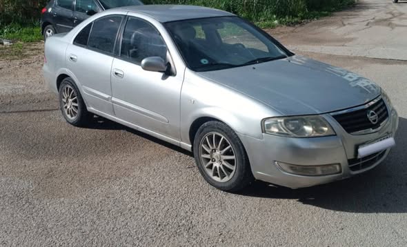 نيسان صني 2009 - صورة 3