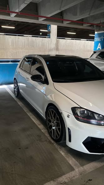 فولكس فاجن جولف GTI 2015 - صورة 3