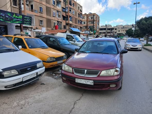 نيسان صني 2002 - صورة 2