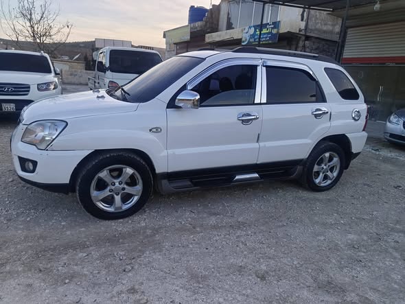 كيا سبورتاج 2010 - صورة 1