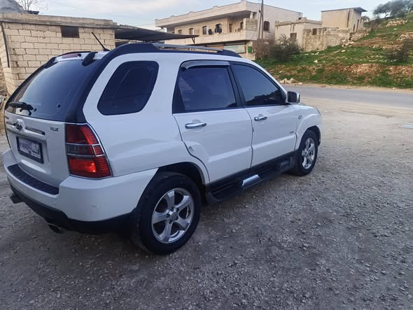 كيا سبورتاج 2010 - صورة 4