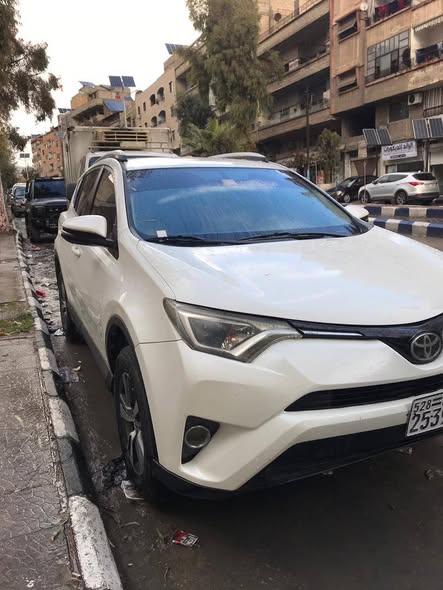 تويوتا راف 2016 - صورة 2