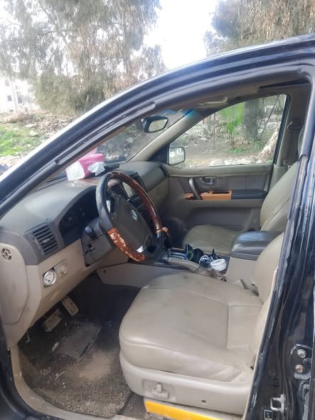 كيا سيرنتو 2002 - صورة 1