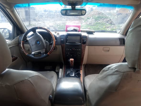 كيا سيرنتو 2002 - صورة 2