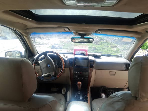 كيا سيرنتو 2002 - صورة 4