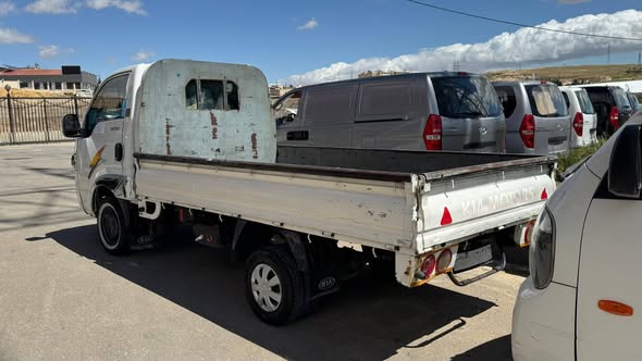 كيا ٢٧٠٠ 2011 - صورة 4