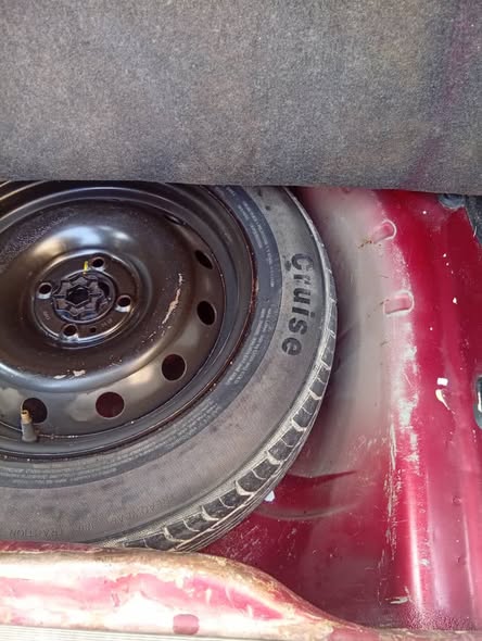 داسيا لوغان 2005 - صورة 4