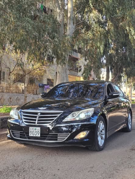 هونداي جنسيس 2012