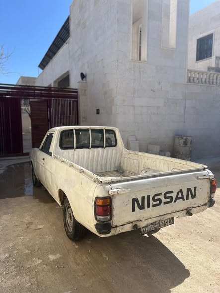 نيسان 1200 1994 - صورة 2