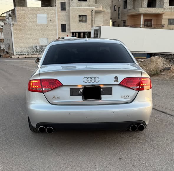 أودي A4 2011 - صورة 3