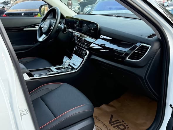 كيا سيلتوس 2025 - صورة 4