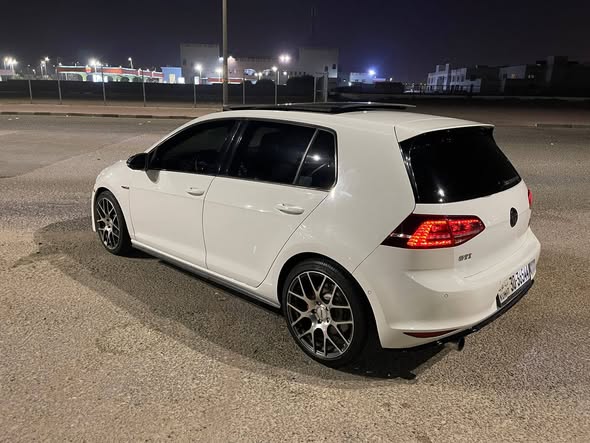 فولكس فاجن جولف GTI 2015 - صورة 1