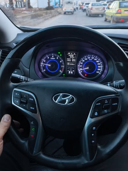 هيونداي أزيرا 2015 - صورة 2