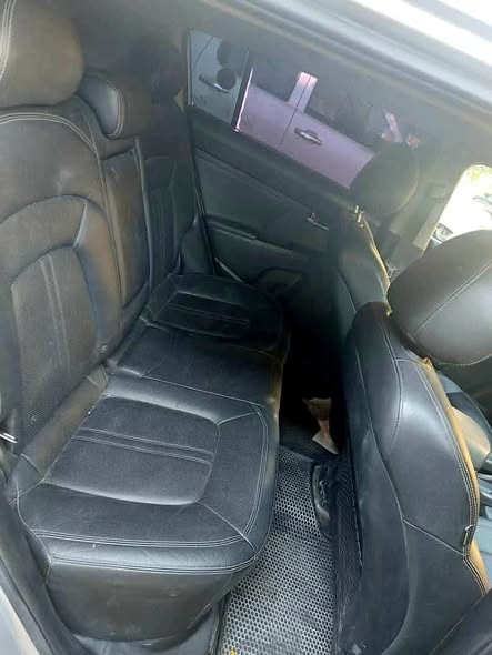 كيا سبورتاج 2011 - صورة 2