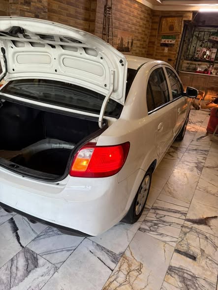 كيا ريو 2011 - صورة 3