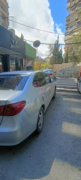 هيونداي افانتي 2009 - صورة 2