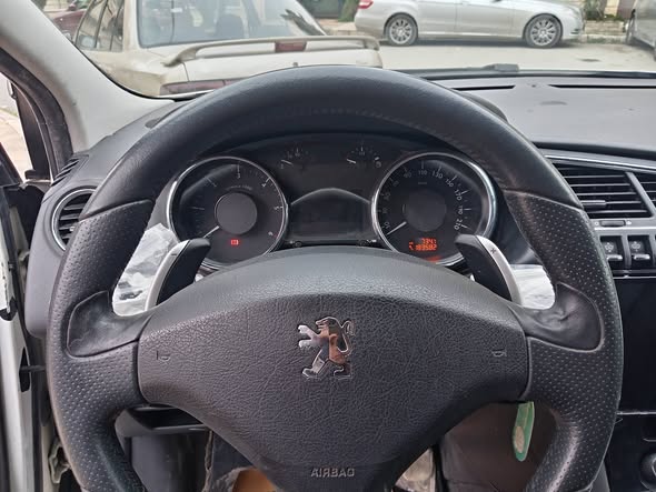 بيجو 3008 2013 - صورة 2