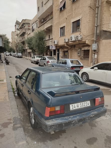 فولفو 460 1993 - صورة 3