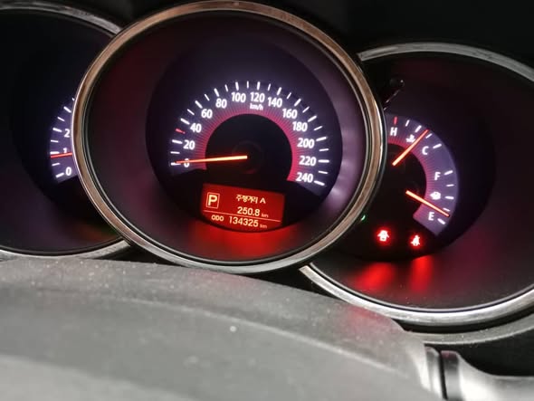 كيا سورينتو 2010 - صورة 3