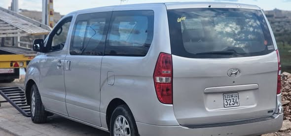 هيونداي ستاريكس 2010 - صورة 2