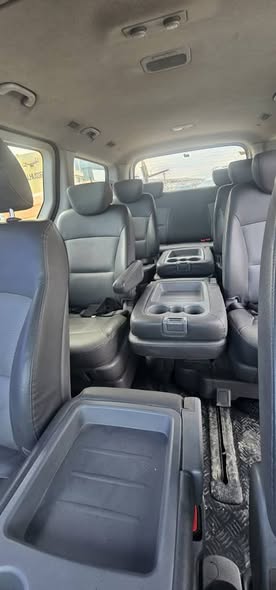 هيونداي ستاريكس 2010 - صورة 3